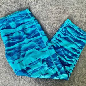 Aqua Adorable Workout Leggings / Capris !